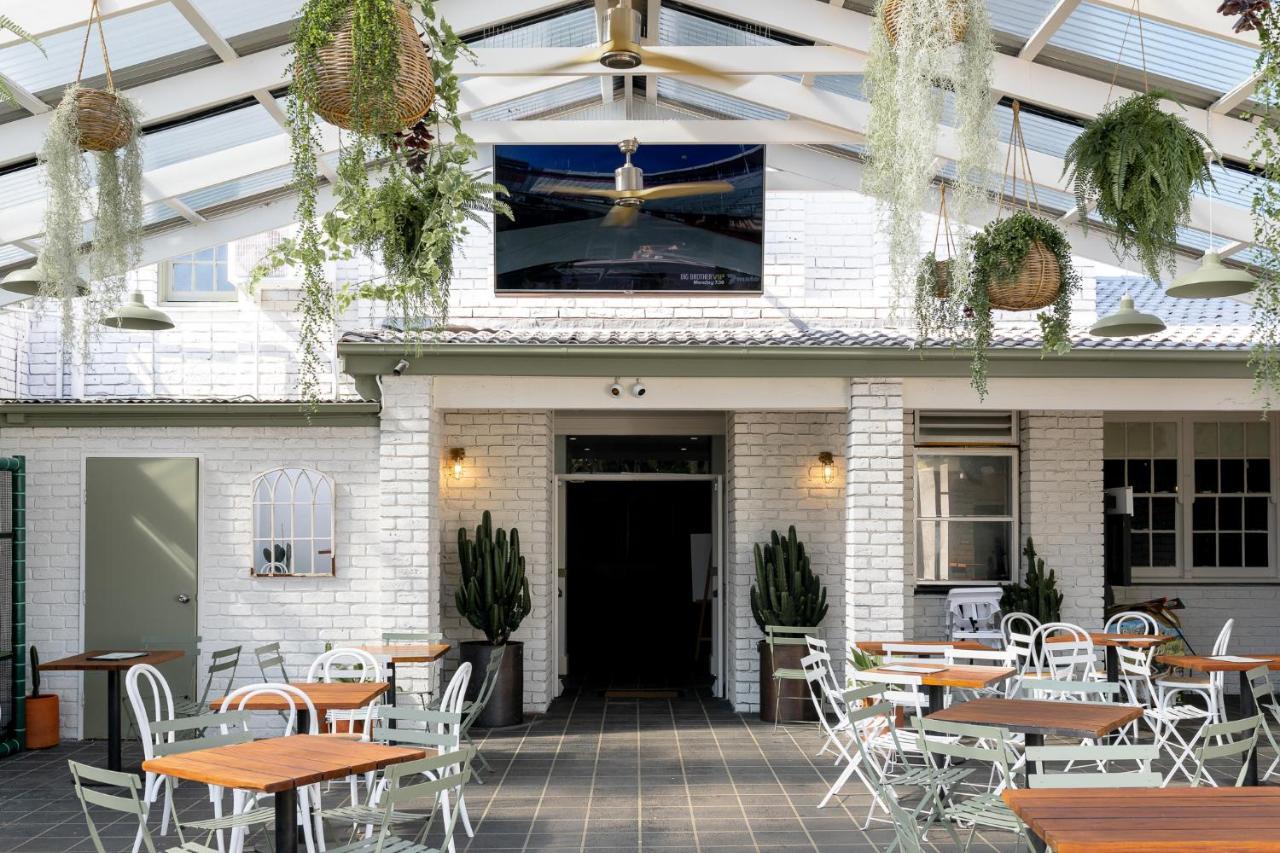The Richmond Inn Экстерьер фото